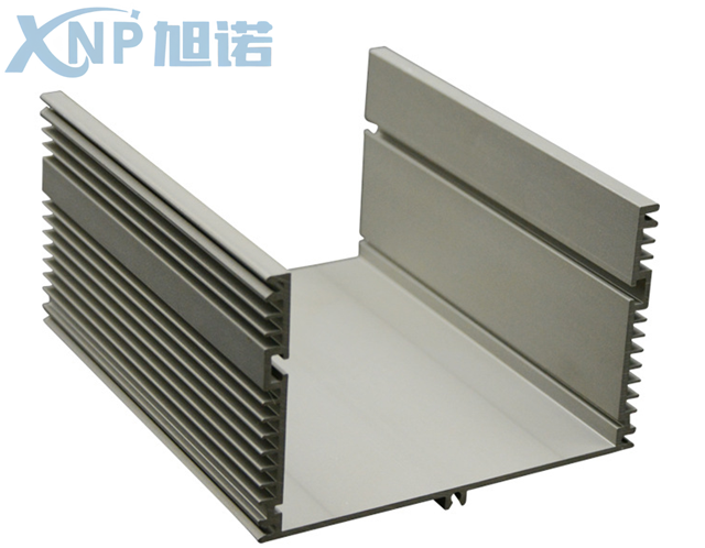 鋁型材開模定制的優(yōu)點可按需定制，加工精度高.png